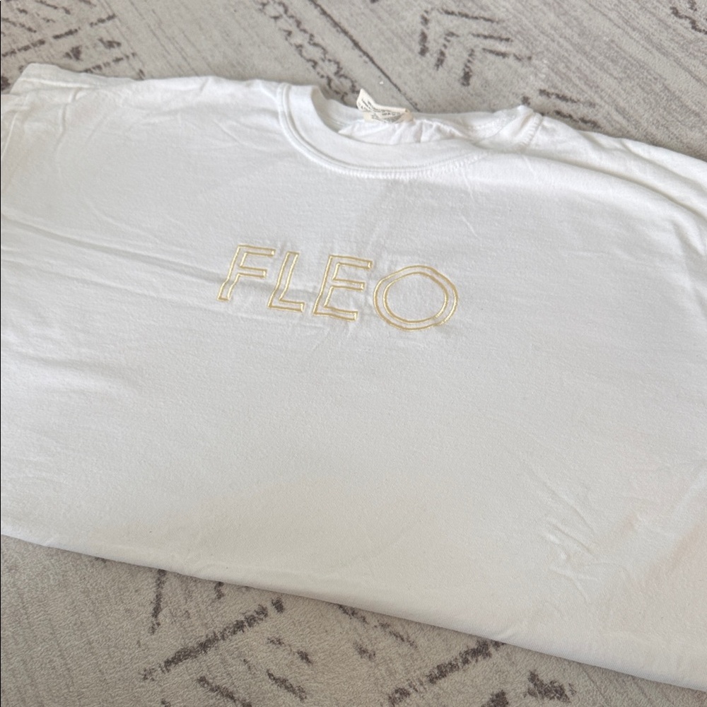 Fleo Comfort Colors Embroidered White Short Sleeve Tee